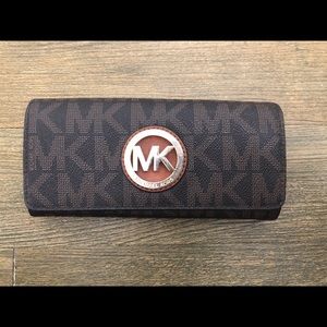 Michael Kors wallet